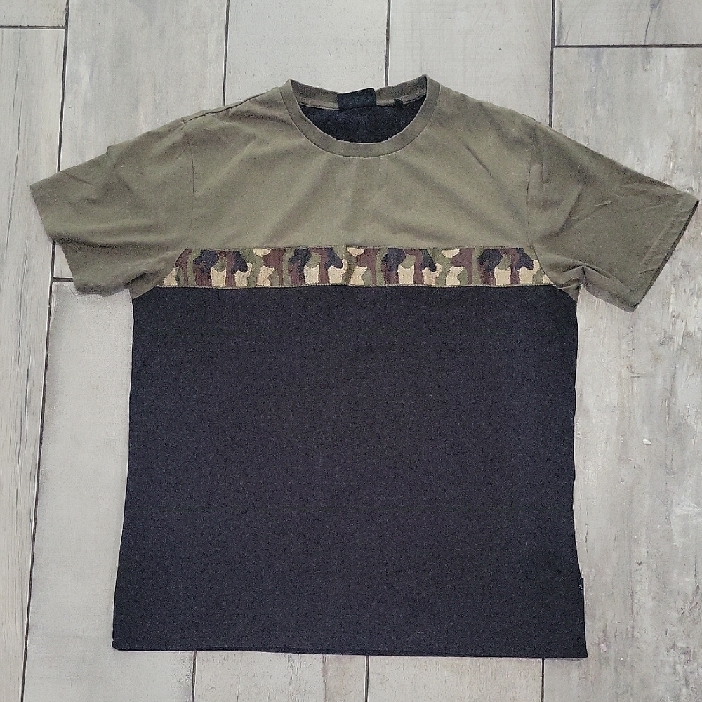 Level ten Men's Olive and Black Short Sleeve Tee With camo design Size L #37